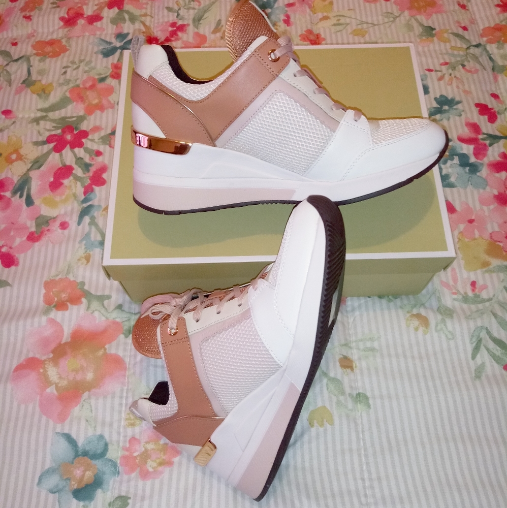 Michael Kors Georgie Trainer Sneakers - Picture 3 of 12